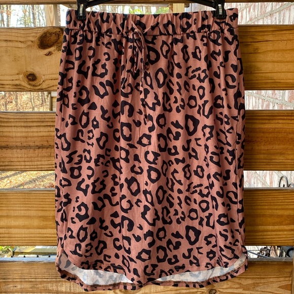 Tickled Teal Leopard Print Knee Length Tie Belt Skirt Ladies Small - Picture 1 of 11
